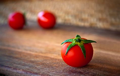 Pomodori Il Segreto Per Una Pelle Radiante Pomodoro Cardinale