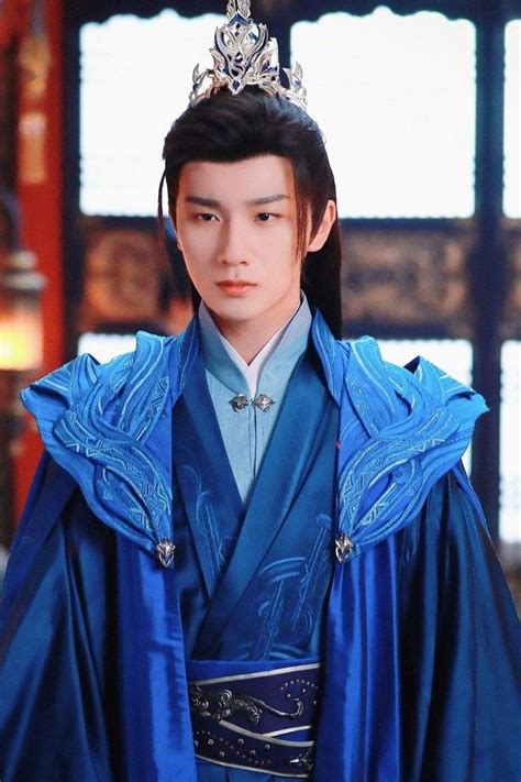 Li Hong Yi Asia Cheng Hanfu Dao Costumes Headpieces Stars Film