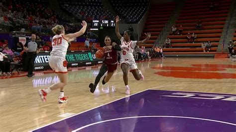 Sara Bejedi Makes A Nice Move For The Layup Espn Video