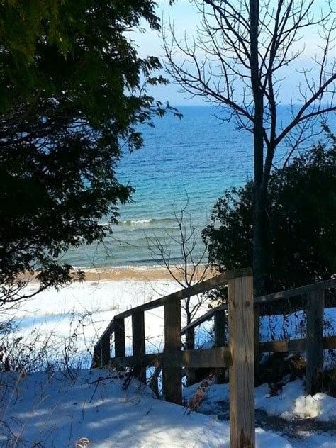 Pin By Tracie Kochanny On Leelanau Traverse City Suttons Bay Lake