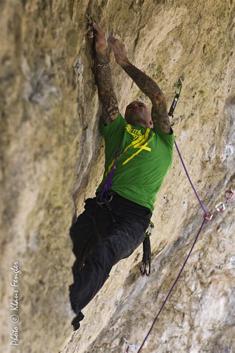 Markus Bock gelingen Erstbegehungen bis 8c 9a in der Fränkischen