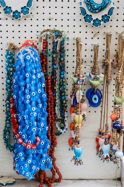 Crafting a Clutter-Free Haven: Organizing Your Craft Room with Smart ...