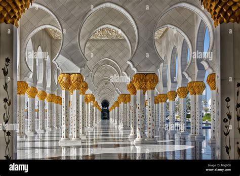 Sheikh Zayed Grand Mosque Scheich Zayid Moschee Abu Dhabi Stock Photo