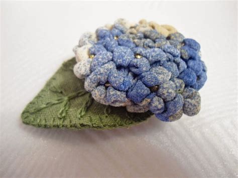 Марья-искусница: С Новым годом!!!!! | Fabric flowers, Fabric origami ...