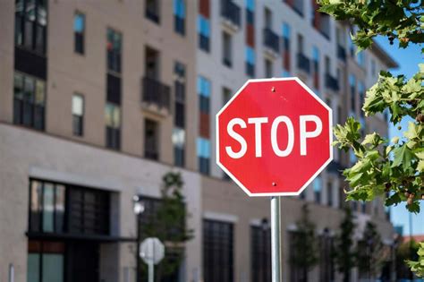 ovom europskom gradu ne postoji niti jedan prometni znak stop