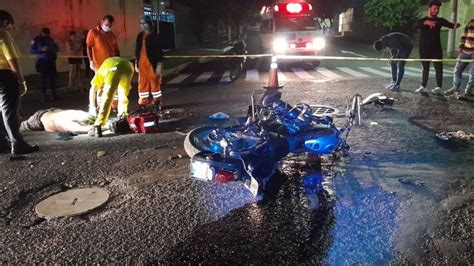 Motociclista Muri Tras Ser Impactado Por Otro Veh Culo Que Huy Del