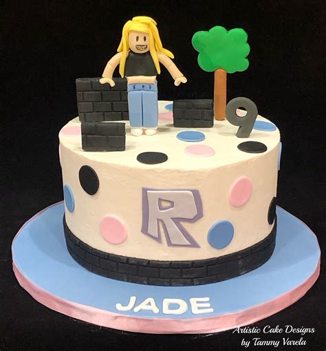 Roblox Birthday Cake