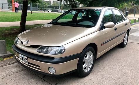 Compró Un Renault Laguna Hace Más De 20 Años Y Tiene Menos De 10 000 Km