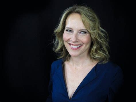 40 Hot Amy Ryan Photos 12thBLOG