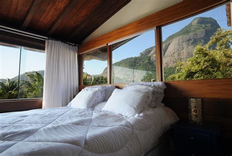 20 Best Resorts & Beach Hotels in Rio de Janeiro for a Seaside Getaway