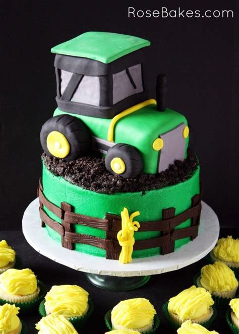 John Deere Tractor Cake Hay Fence Dirt Tractor Birthday Cakes 4th