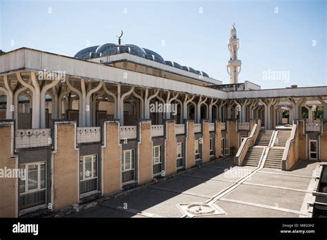 Islamic Cultural Centre Hi Res Stock Photography And Images Alamy