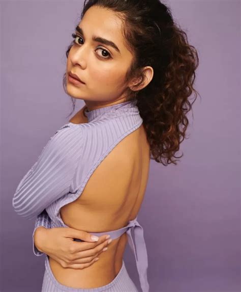 Mithila Palkar Hot Photos