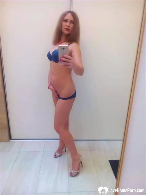 Beauty Poses In Her Lingerie And Takes Pics Pics XHamster