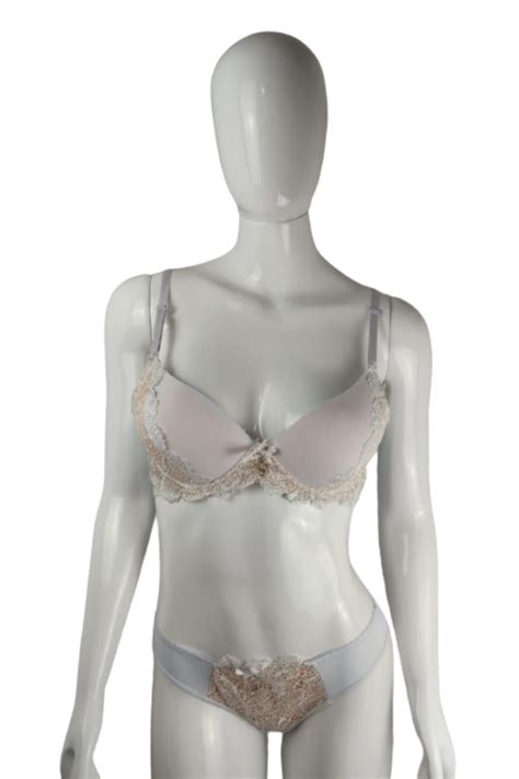 Conjunto De Lingerie Flower Em Renda Calcinha Fio Dental Arzzani Moda Ntima