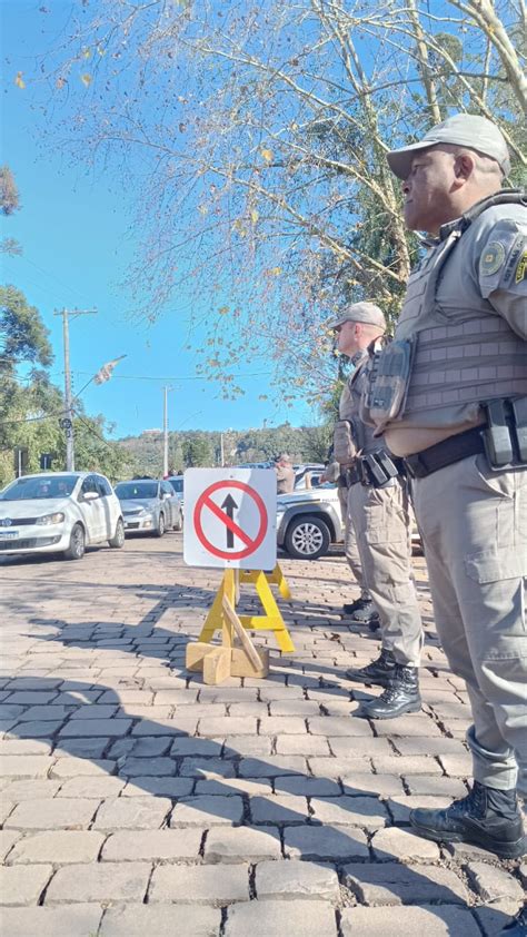 Tranquilidade Na Feira Do Mel Rosca E Nata Jornal O Di Rio