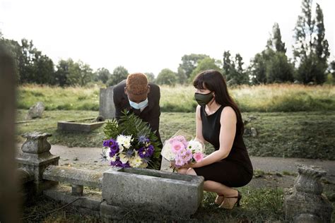 How To Find A Grave In Hawaii Buried In Work