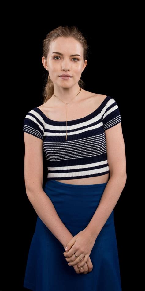 Pretty Blonde Actress Willa Fitzgerald 1080x2160 Wallpaper Actresses Fitzgerald Blonde