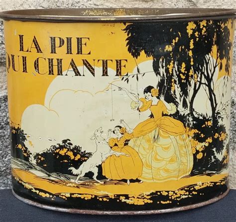 Ancien Boite Publicitaire Tole Lithographiee Bonbons La Pie Qui Chante