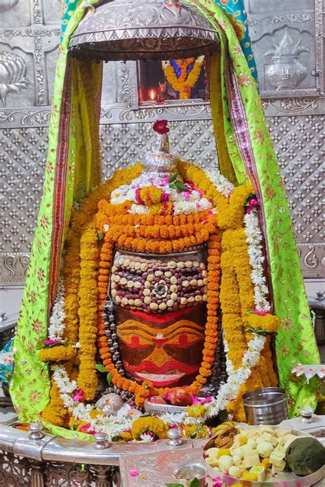 Mahakaleshwar Jyotirlinga Bhasam Aarti Shringaar Darshan Of 03 April