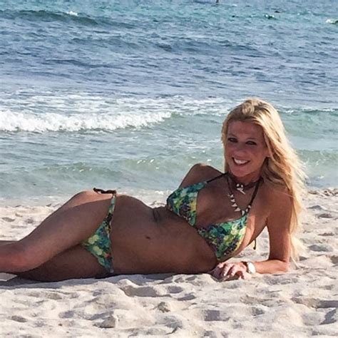 Picture Perfect From Tara Reid S Bikini Pics E News