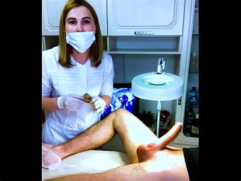 Un Cliente Con Una Polla Enorme Vino A SugarNadya Para Recibir Tratamiento XVIDEOS