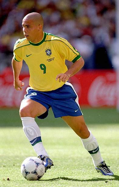 RONALDO NAZARIO - 10 footballentertainment