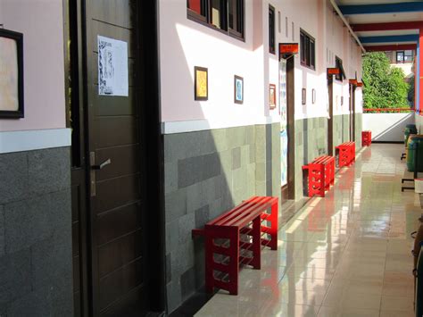 lorong kelas