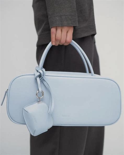 Sky — цвет чистого неба. В нем вы найдете новые модели и те, что уже ...