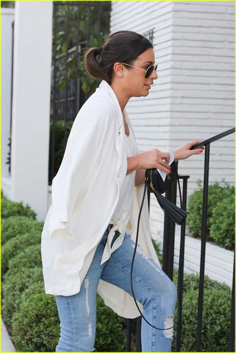 Lea Michele Says Getting Naked Isn T An Issue For Her Photo 3725043 Lea Michele Pictures