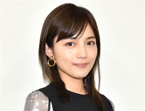 川口春奈“上半身裸”で「刺激的な」姿に反響「最高にかっこいい」「額に入れて飾りたい」 ライブドアニュース