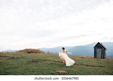 203 Beautiful Brunette Naked In The Mountains Stock Photos Images Photography Shutterstock