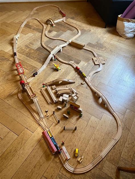 Brio Eisenbahn Mit Akkubetriebener Lokomotive Kaufen Auf Ricardo