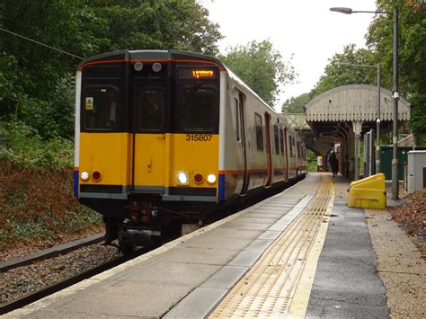 Lo 315807 Emerson Park London Overground Class 315 3158 Flickr