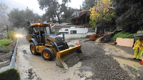 Silverado Canyon Residents Wary Of Mudslides Prepare For More El Niño