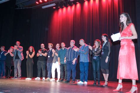 Zurich Shqip Up Comedy shënohet si festivali më i madh i stand up