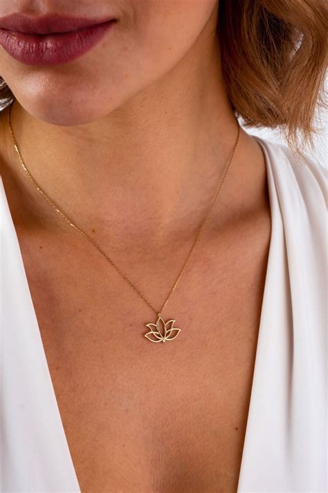 14k Gold Lotus Necklace Lotus Flower Necklace Gold Lotus Necklace