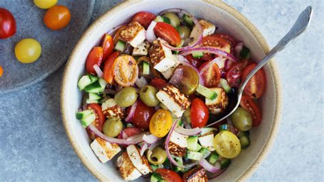 Greek Salad With Fried Halloumi Cheese The Nosher