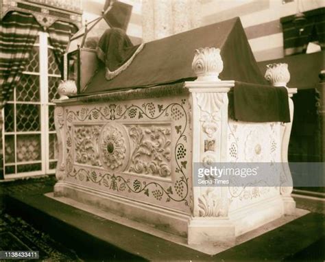 Tomb Of Saladin Photos and Premium High Res Pictures - Getty Images