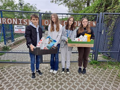 PODSUMOWANIE AKCJI ZBIÓRKA KARMY DLA ZWIERZĄT ZE SCHRONISKA W