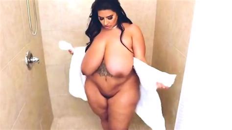 BBW Gets Fucked In Shower