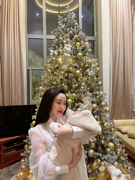 Sau khi hạ sinh quý tử Bảo Thy tự tin diện bikini khoe trọn đường cong quyến rũ khiến khán giả