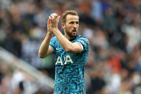 Espn Pundit Urges Tottenham Star Harry Kane To Put In A Transfer