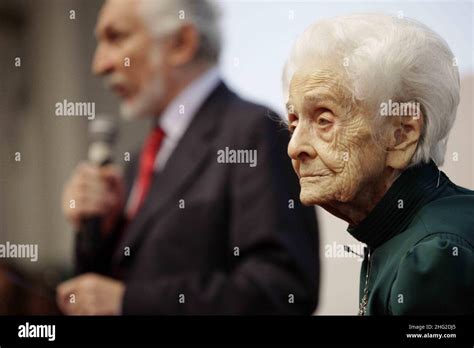 Nobel Prize Winner Rita Levi Montalcini With Students At Turin S