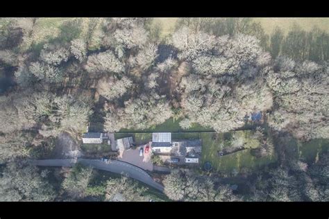 Photos - The Signal Box