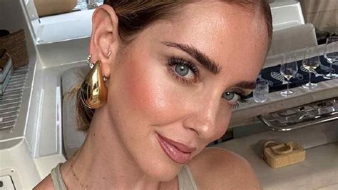 Chiara Ferragni Riapre I Commenti Su Instagram Cosa Dicono I Followers