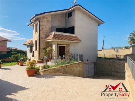 Casa Indipendente In Vendita In Via Dei Giardini 4 Porto Empedocle