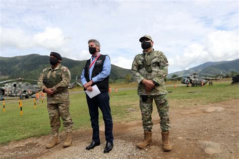 Presidente Francisco Sagasti se reúne con el general César Astudillo en