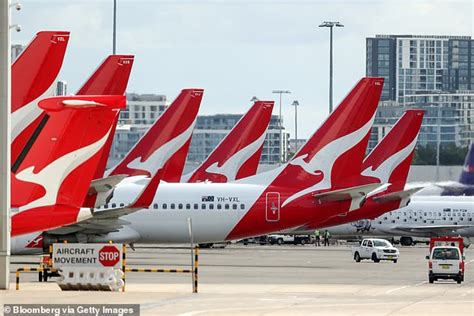 Qantas Chaos Due To It Glitch Leaving Stranded Aussie Passengers