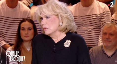 Amanda Lear En Mini Jupe Ras La Léa Salamé Interloquée Par Une